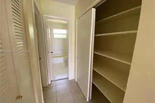 2400 NE 188th St, Miami, FL 33180 - Photo 4