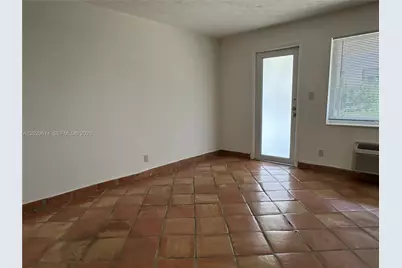 1324 NE 16th Ave #2, Fort Lauderdale, FL 33304 - Photo 4