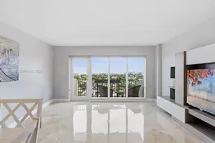 340 Sunset Dr, Fort Lauderdale, FL 33301 - Photo 4