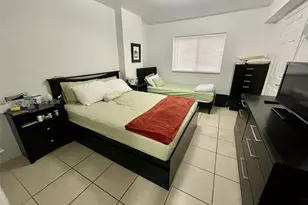 2475 NW 16th St Rd, Miami, FL 33125 - Photo 18
