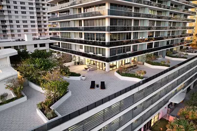 5875 Collins Ave #501, Miami Beach, FL 33140 - Photo 2