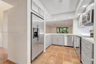 5375 10th Fairway Dr, Delray Beach, FL 33484 - Photo 4