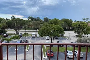 8775 Park Blvd, Miami, FL 33172 - Photo 18