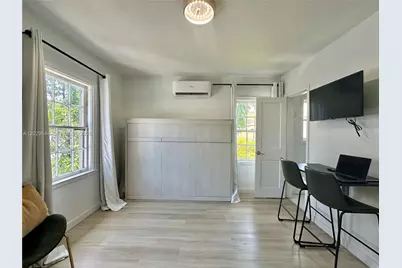 415 75th St #4A, Miami Beach, FL 33141 - Photo 2