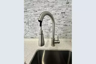 415 75th St #4A, Miami Beach, FL 33141 - Photo 8