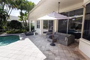 280 Landings Blvd, Weston, FL 33327 - Photo 38