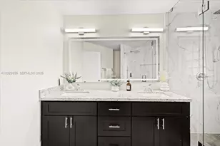 19187 NW 13th Ct, Pembroke Pines, FL 33029 - Photo 16