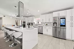 19187 NW 13th Ct, Pembroke Pines, FL 33029 - Photo 2