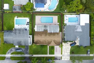 5830 SW 89th Ct, Miami, FL 33173 - Photo 2