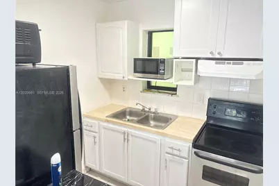 1530 SW 2nd Street #101, Miami, FL 33125 - Photo 12