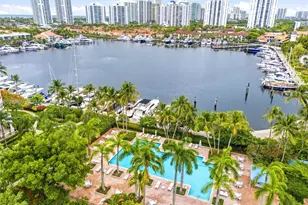 3610 Yacht Club Dr, Aventura, FL 33180 - Photo 26