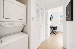 185 SE 14th Terrace, Miami, FL 33131 - Photo 16