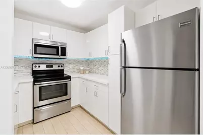 185 SE 14th Ter #1410, Miami, FL 33131 - Photo 6