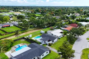 9605 SW 187th St, Cutler Bay, FL 33157 - Photo 38