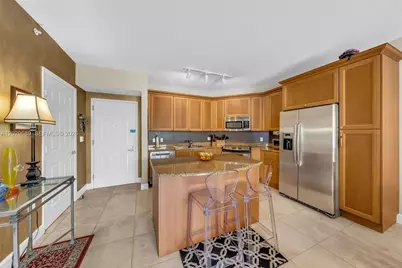 55 Merrick Way #709, Coral Gables, FL 33134 - Photo 6