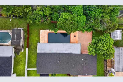 5501 Pine Ter, Plantation, FL 33317 - Photo 44