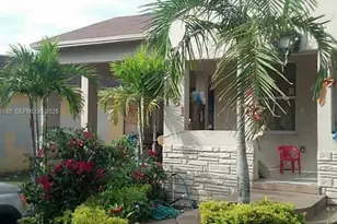 1061 NW 9th Ct, Homestead, FL 33030 - Photo 2