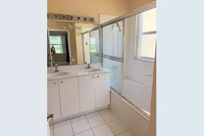 3766 NE 9th Ct #3766, Homestead, FL 33033 - Photo 10