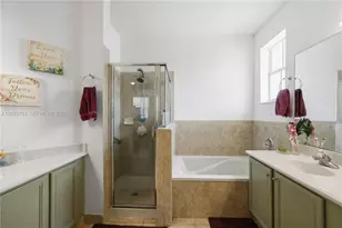 8741 NW 110th Ave, Doral, FL 33178 - Photo 36