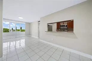 11715 SW 18th St, Miami, FL 33175 - Photo 8
