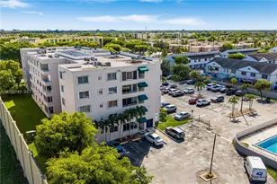 11715 SW 18th St, Miami, FL 33175 - Photo 30