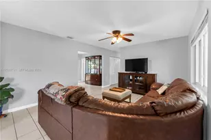 5101 SW 127th Pl, Miami, FL 33175 - Photo 14