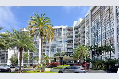 800 Parkview Dr #323, Hallandale Beach, FL 33009 - Photo 24