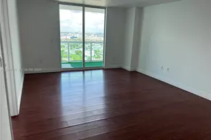 1800 N Bayshore Dr, Miami, FL 33132 - Photo 2
