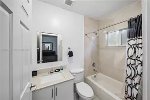 2249/2251 NW 66th St, Miami, FL 33147 - Photo 44