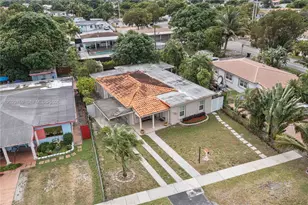 210 E 61st St, Hialeah, FL 33013 - Photo 10
