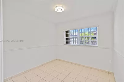 210 E 61st St, Hialeah, FL 33013 - Photo 24