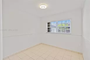 210 E 61st St, Hialeah, FL 33013 - Photo 24