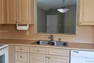 7901 NW 6th St, Pembroke Pines, FL 33024 - Photo 28