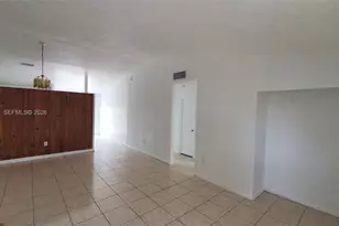 18047 NW 41st Pl, Miami, FL 33055 - Photo 2