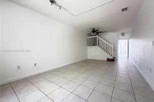 7080 NW 177th St, Hialeah, FL 33015 - Photo 6