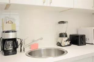 1021 Euclid Ave, Miami Beach, FL 33139 - Photo 4