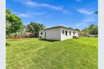 1804 SW 99th Ter #A, Miramar, FL 33025 - Photo 10