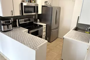 11111 Biscayne Blvd, Miami, FL 33181 - Photo 4