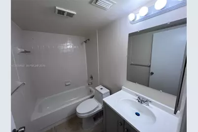 640 S Park Rd #14-4, Hollywood, FL 33021 - Photo 8
