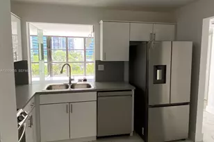 1925 Brickell Ave, Miami, FL 33129 - Photo 8