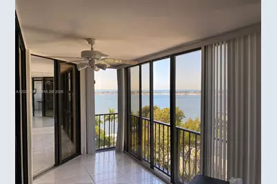 1925 Brickell Ave #D610, Miami, FL 33129 - Photo 6