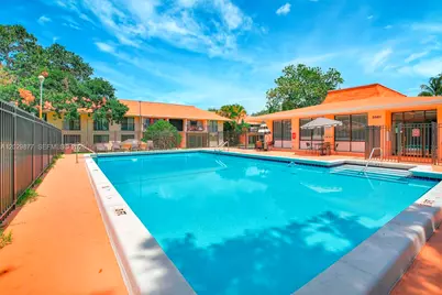 5821 Washington St #30, Hollywood, FL 33023 - Photo 16