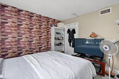 11790 SW 18th St #214-3, Miami, FL 33175 - Photo 10