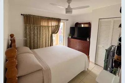 6850 W 16th Dr #317, Hialeah, FL 33014 - Photo 6