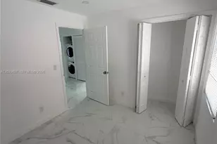 729 SW 3rd St, Miami, FL 33130 - Photo 10