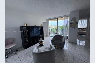 11780 SW 18th St #503-2, Miami, FL 33175 - Photo 4