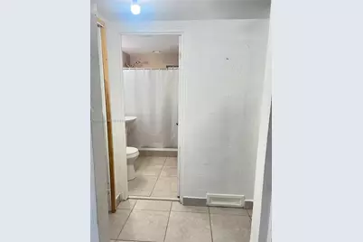 1401 E 8th Ave #n/a, Hialeah, FL 33010 - Photo 18