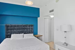 1750 N Bayshore Dr, Miami, FL 33132 - Photo 20