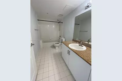 60 NW 37th Ave #400, Miami, FL 33125 - Photo 6