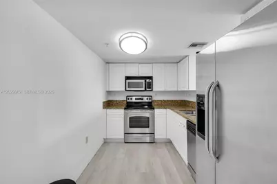 520 SE 5th Ave #1307, Fort Lauderdale, FL 33301 - Photo 14